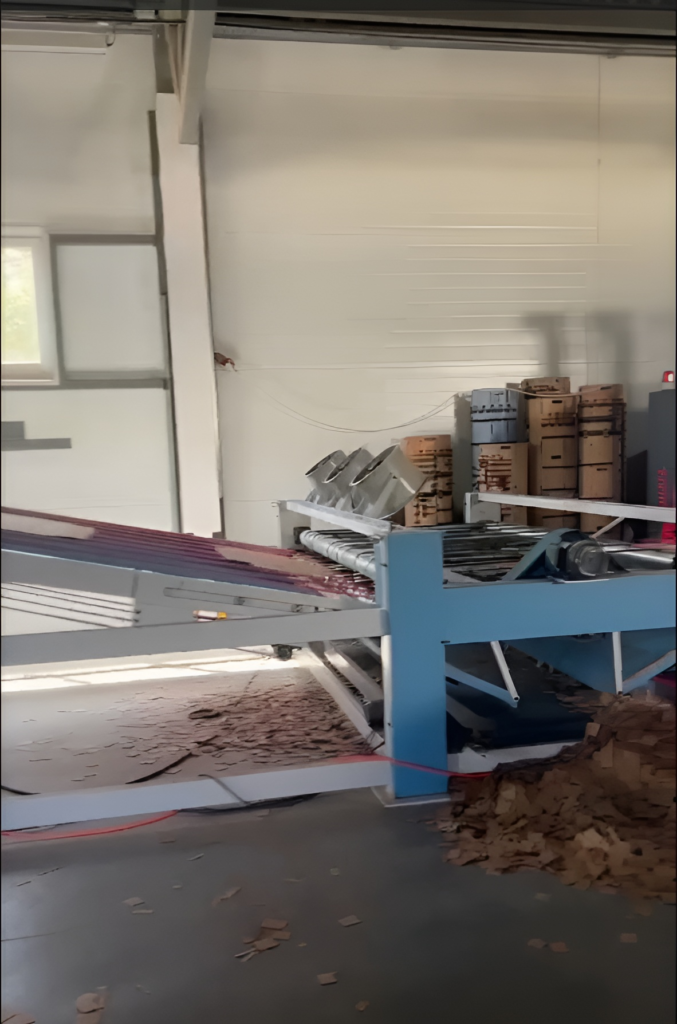 Листоукладчик с вибростолом и выдувкой